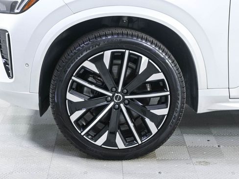 Certified 2026 Volvo XC90 B6 Ultra AWD/4WD image 39
