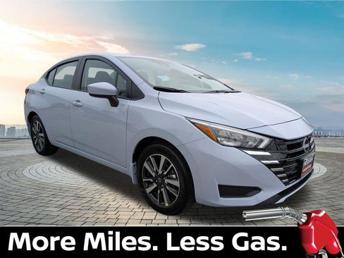 New 2025 Nissan Versa SV w/ Trunk Package FWD image 2