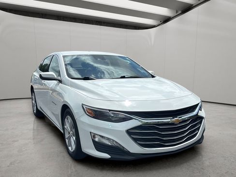 Used 2024 Chevrolet Malibu LT FWD image 7
