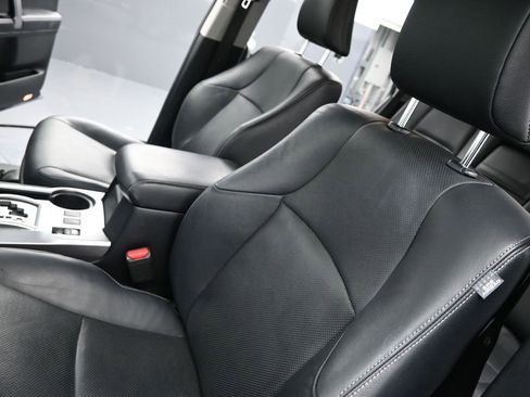 Used 2022 Toyota 4Runner Limited image 9