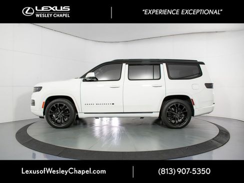 Used 2022 Jeep Grand Wagoneer Series II image 10