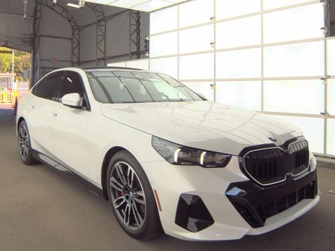 Used 2026 BMW 540i xDrive AWD/4WD image 1