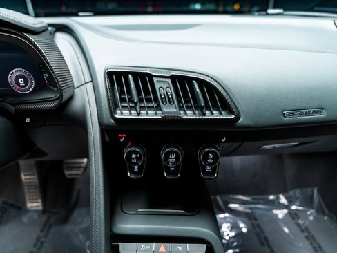 Used 2017 Audi R8 V10 plus image 69