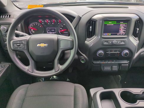 Used 2025 Chevrolet Silverado 1500 Custom w/ Turbomax Blackout Package AWD/4WD image 27