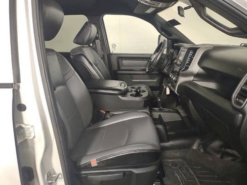Used 2023 RAM 2500 Tradesman w/ Chrome Appearance Group AWD/4WD image 18