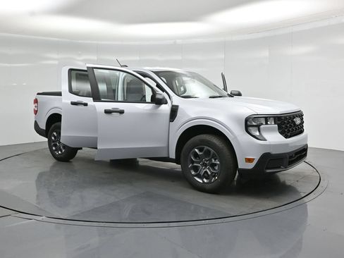 New 2026 Ford Maverick XLT FWD image 25