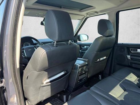 Used 2016 Land Rover LR4 HSE LUX AWD/4WD image 17