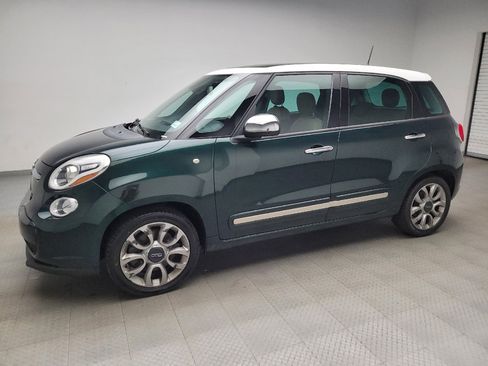 Used 2017 FIAT 500L Lounge w/ Premium Package FWD image 2