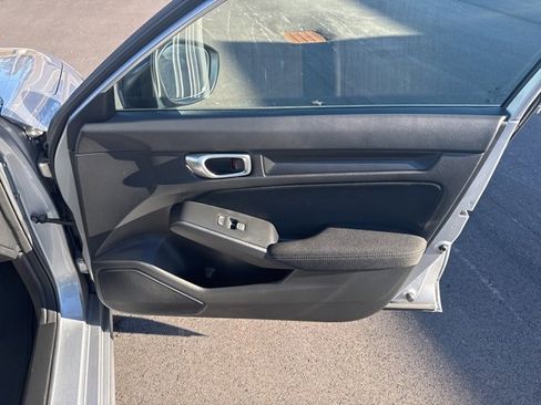 Used 2023 Honda Civic Sport image 12