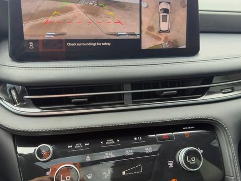 Used 2024 INFINITI QX60 Luxe AWD/4WD image 22