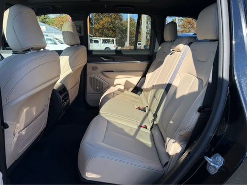 Used 2023 Jeep Grand Cherokee 4WD 4xe w/ Luxury Tech Group II image 25