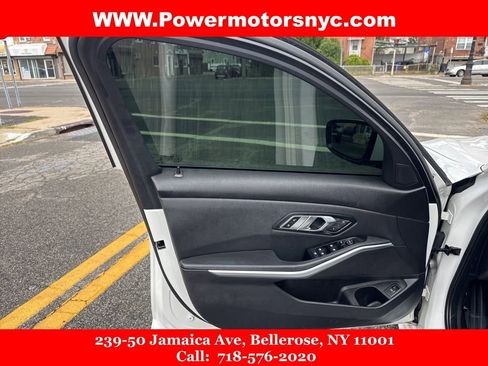Used 2020 BMW 330i Sedan w/ Convenience Package image 27
