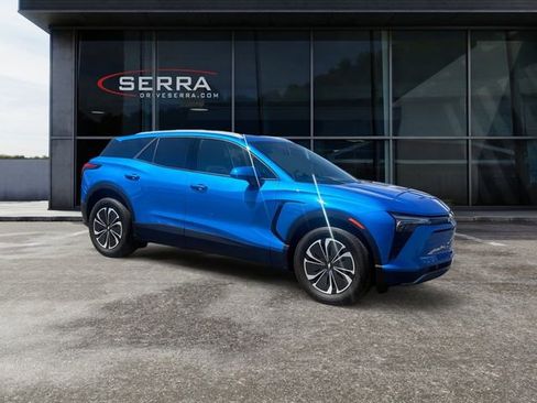 Used 2024 Chevrolet Blazer EV LT AWD/4WD image 7