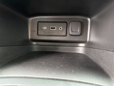 Used 2024 Chevrolet Equinox RS image 25