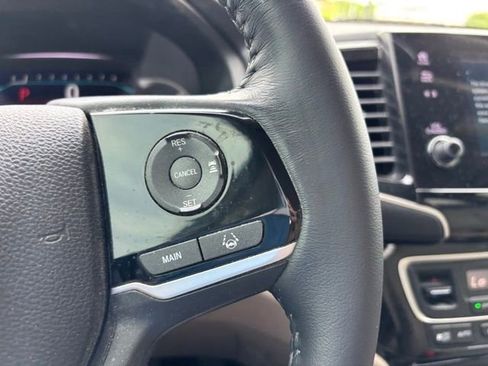 Used 2021 Honda Pilot Touring image 15