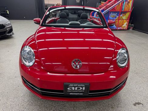Used 2013 Volkswagen Beetle TDI FWD image 9