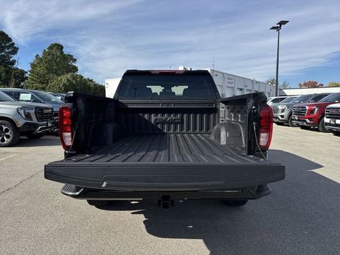 New 2026 GMC Sierra 1500 Elevation image 23