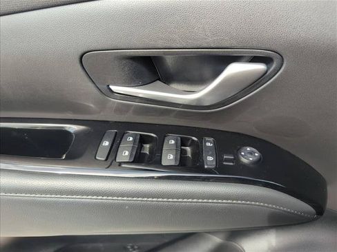 Used 2023 Hyundai Tucson Limited AWD/4WD image 30