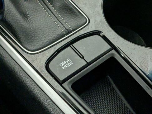Used 2018 Hyundai Sonata Limited FWD image 26