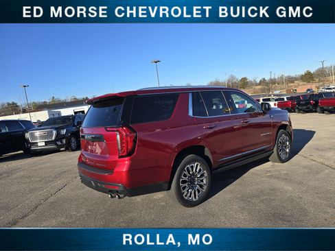 Certified 2023 GMC Yukon Denali Ultimate image 3