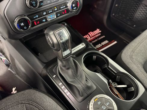 Used 2025 Ford Bronco Big Bend image 19