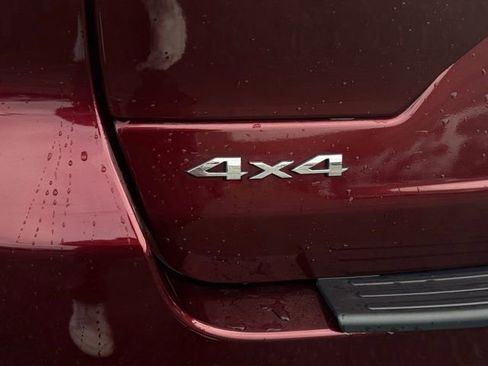 Certified 2022 Jeep Grand Cherokee Overland w/ Adv Protech Group III image 10