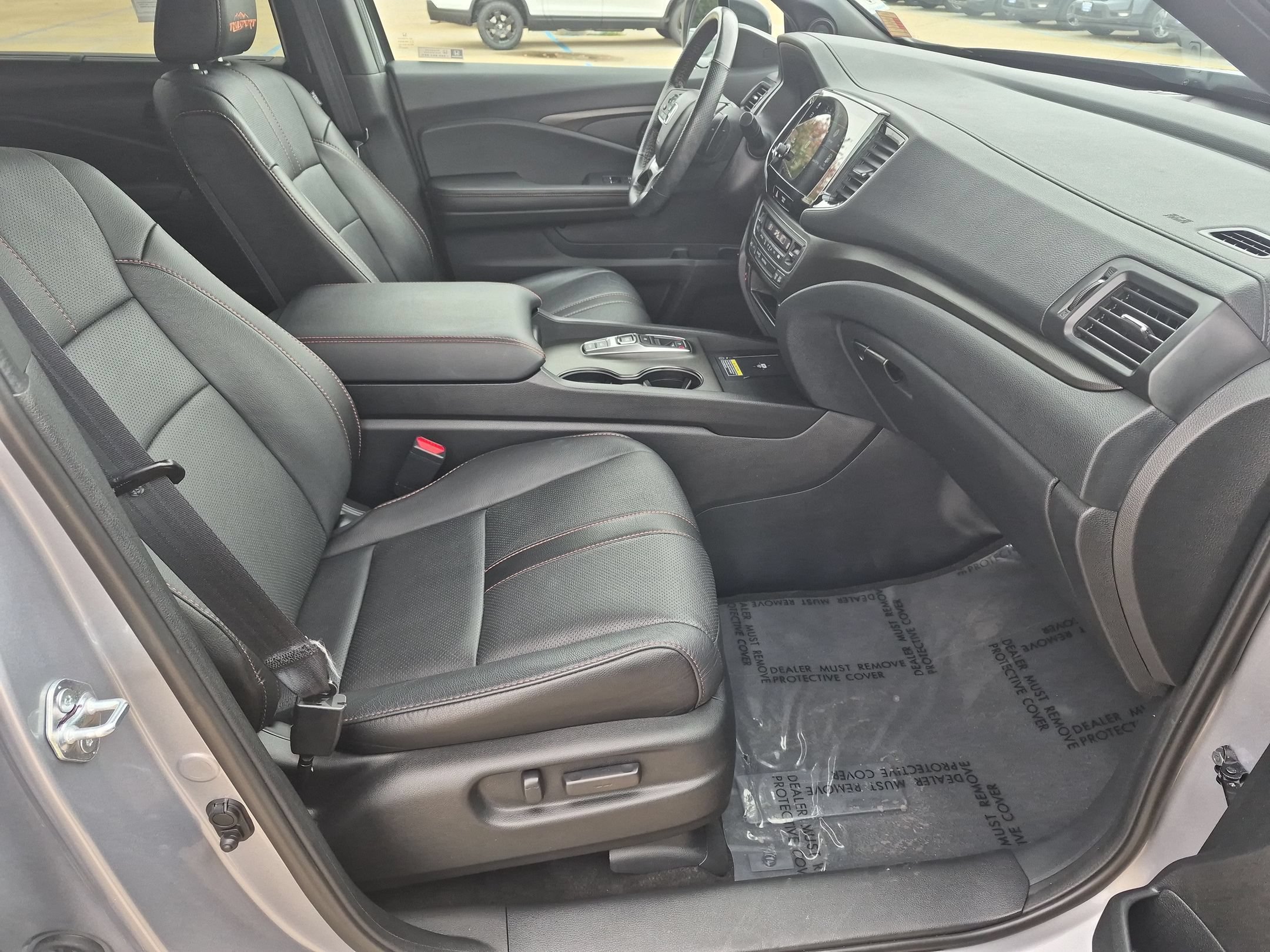 Used 2024 Honda Passport TrailSport image 32