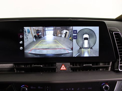 Used 2023 Kia Sportage SX image 16