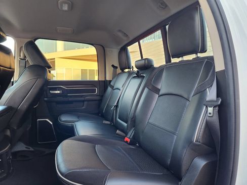Used 2022 RAM 3500 Laramie AWD/4WD image 12