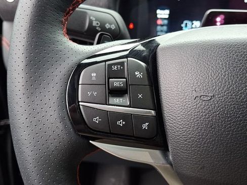 Used 2025 Ford Explorer ST AWD/4WD image 18