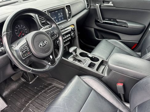 Used 2019 Kia Sportage EX w/ EX Premium Package FWD image 3