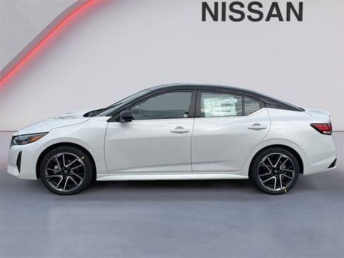 New 2025 Nissan Sentra SR w/ SR Premium Package image 2