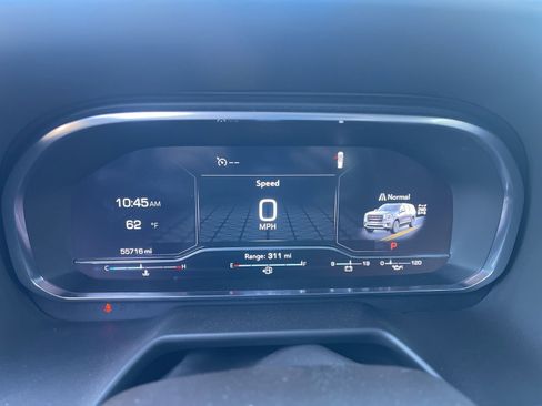 Used 2024 GMC Yukon SLT image 6