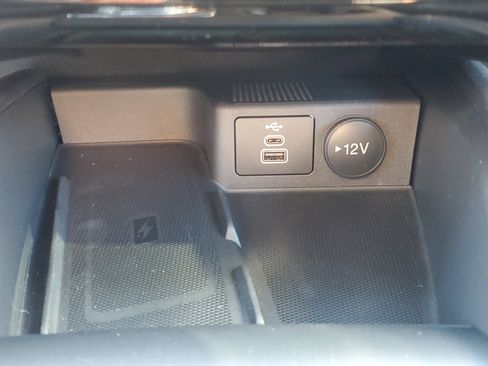 New 2025 Ford Escape Active w/ Active Premium Tech Pack image 31