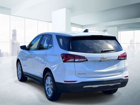 Used 2024 Chevrolet Equinox LT AWD/4WD image 3