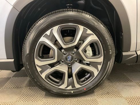 New 2025 Subaru Ascent Touring image 9