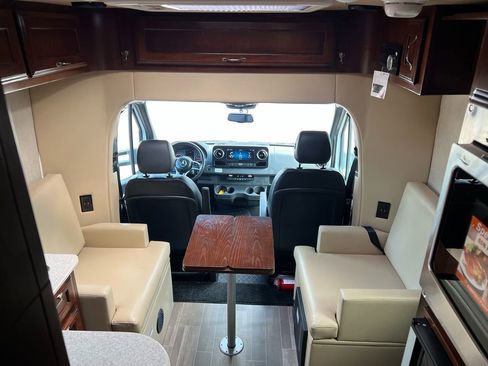 Used 2019 Mercedes-Benz Sprinter 170 image 13