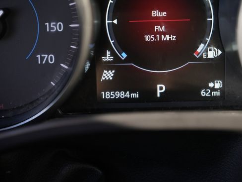 Used 2017 Jaguar F-PACE R-Sport image 50