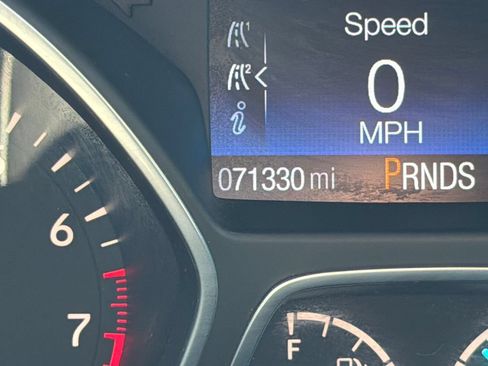 Used 2017 Ford Escape Titanium w/ Equipment Group 301A FWD image 20