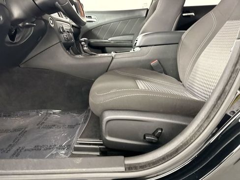 Used 2023 Dodge Charger SXT w/ Blacktop Package RWD image 20