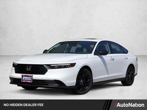 Used 2025 Honda Accord SE image 1