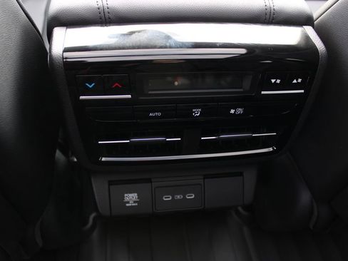 New 2026 Acura MDX SH-AWD image 39