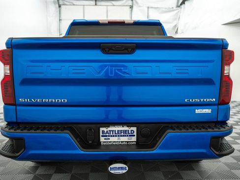 Used 2022 Chevrolet Silverado 1500 Custom AWD/4WD image 7