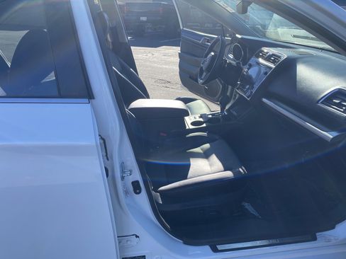 Used 2018 Subaru Legacy 3.6R Limited image 22