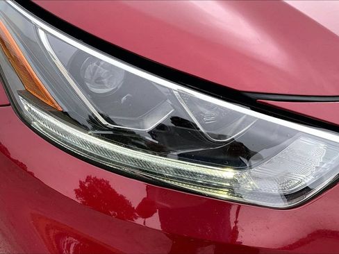 Used 2020 Toyota Highlander Limited FWD image 27