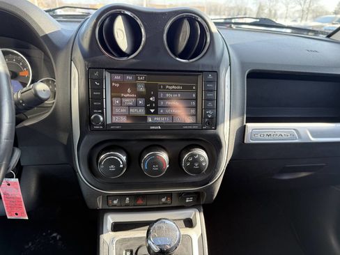 Used 2017 Jeep Compass High Altitude image 8