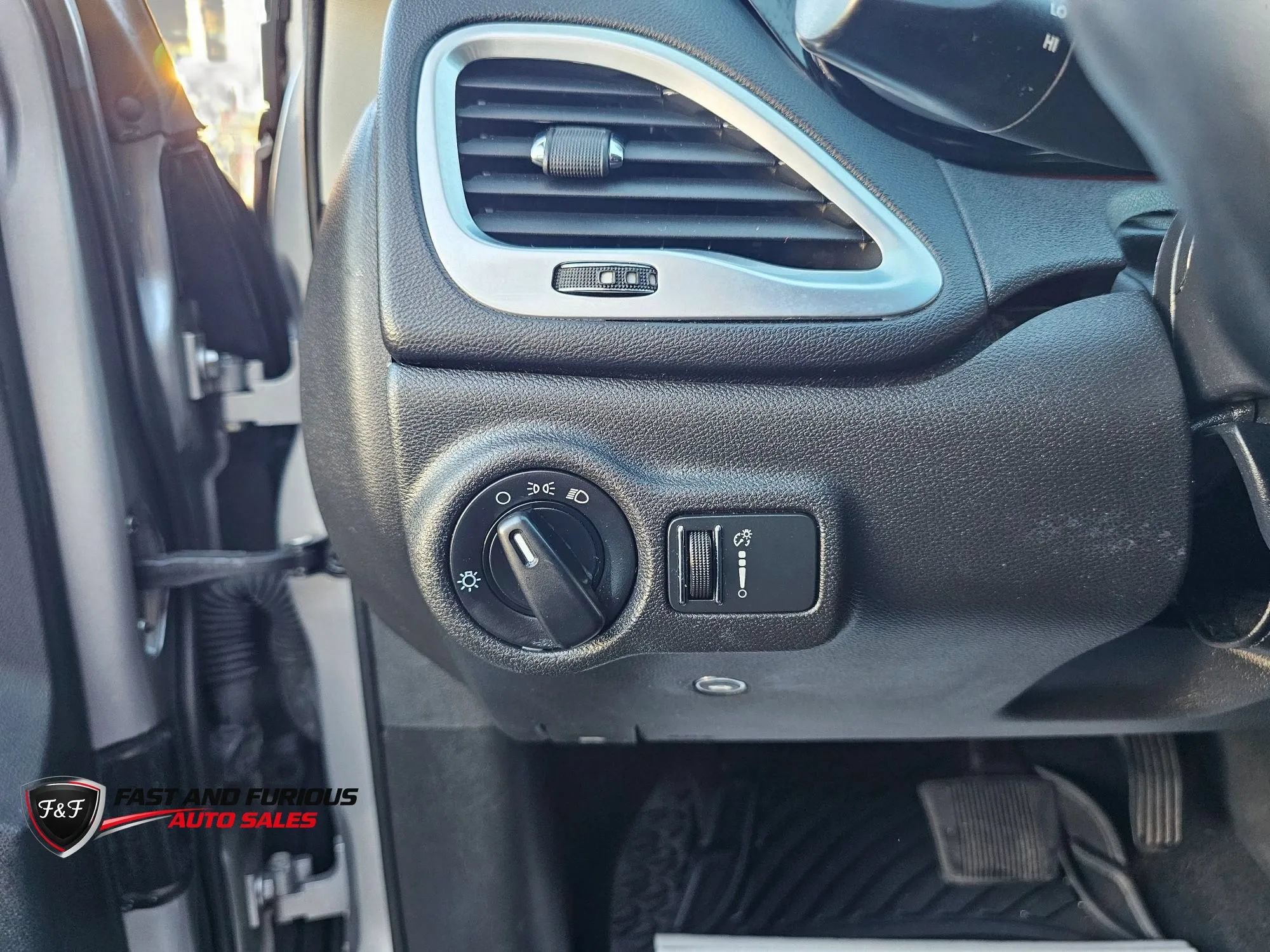 Used 2016 Dodge Dart SE w/ Convenience Group FWD image 28