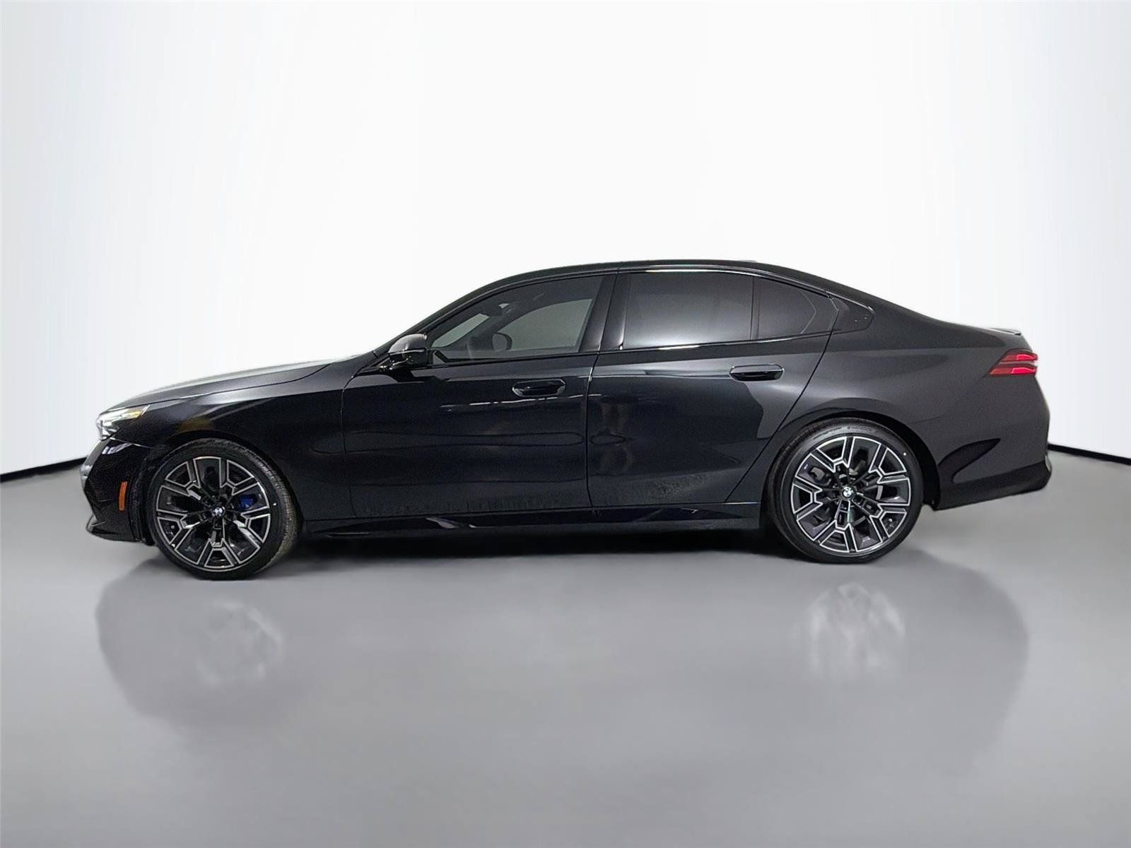 New 2026 BMW 530i w/ M Sport Package RWD image 15