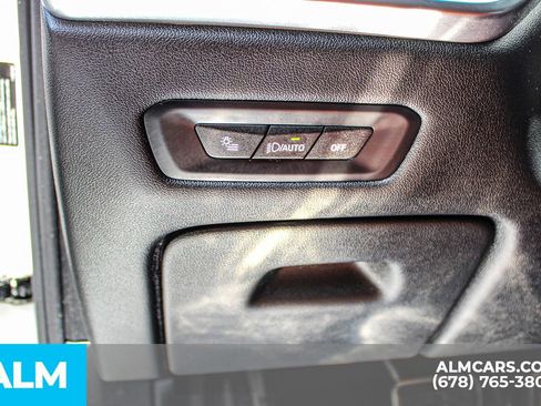 Used 2024 BMW X5 xDrive40i w/ M Sport Package AWD/4WD image 32