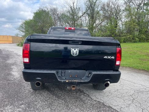 Used 2012 RAM 1500 Sport w/ Remote Start & Security Group image 7